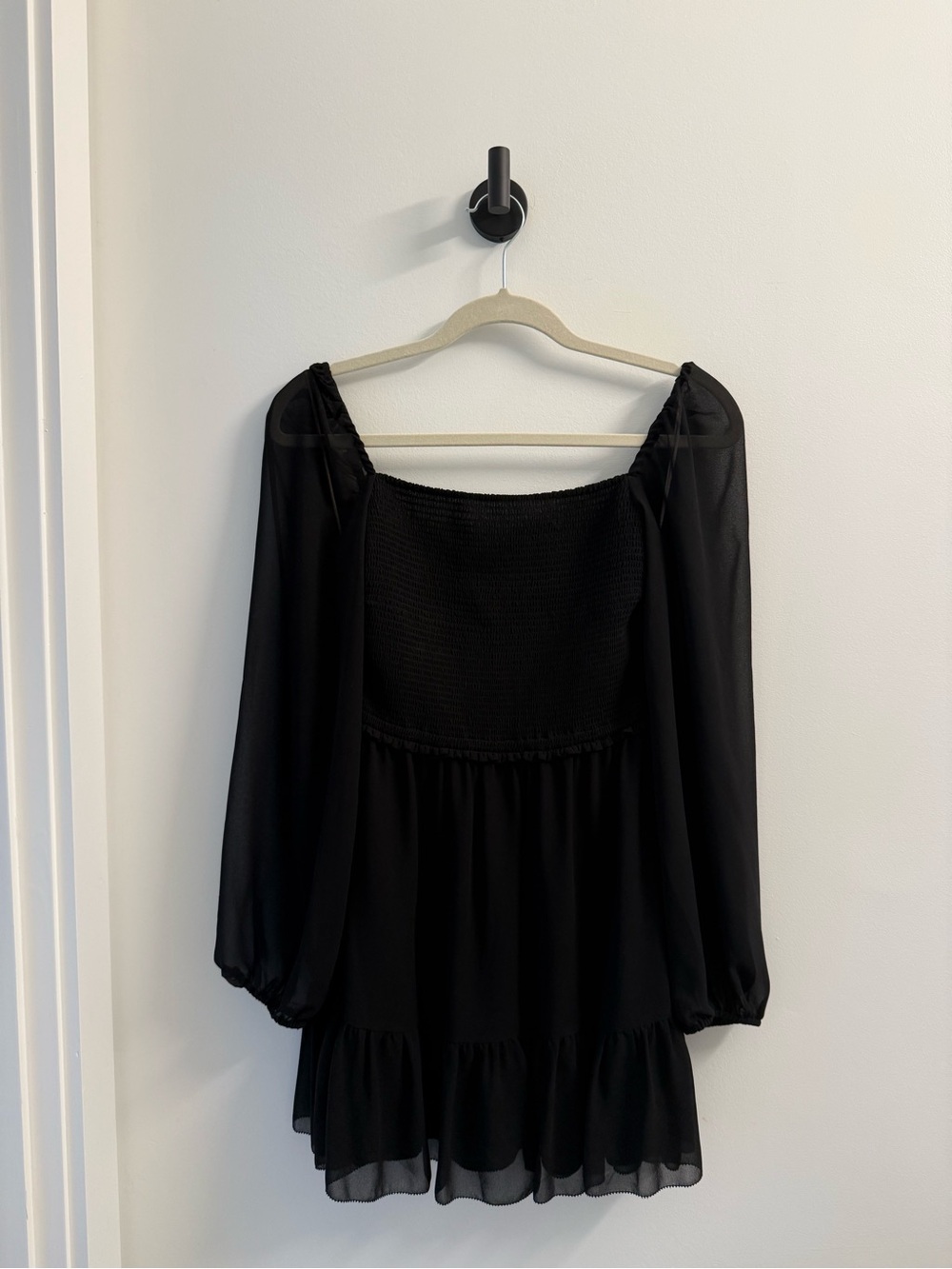 Aritzia Wilfred Tempest Dress in Black (size S)